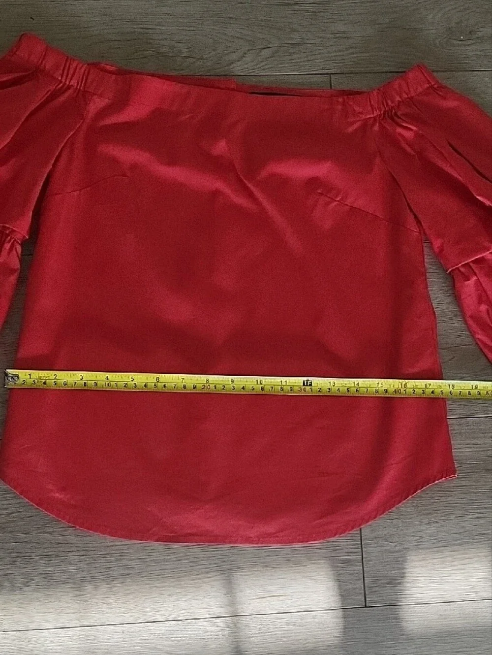 Banana Republic Off-Shoulder Puff Sleeve Blouse in Red